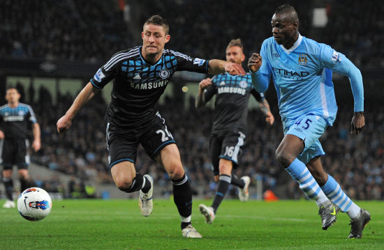 纷纷摩拳擦 纷纷摩拳擦